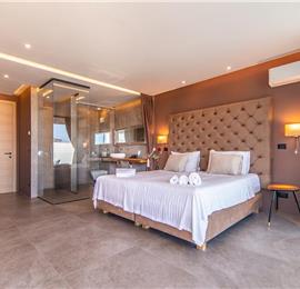 4 bedroom villa with pool near Pula, Istria, sleeps 8